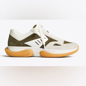 Tory Sport/Tory Burch Bubble Sneaker. Size 8.